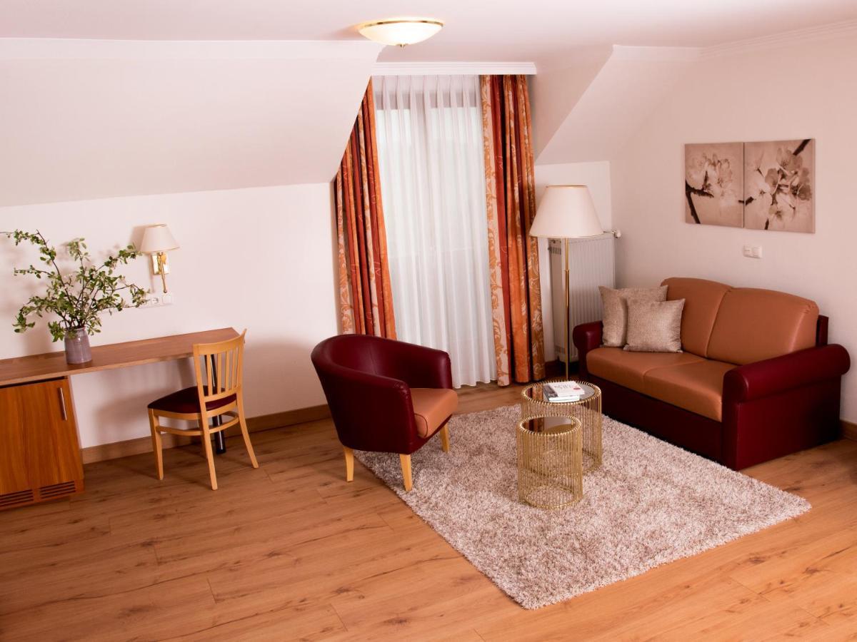 Anetseder Landhotel & Lofts Thyrnau Buitenkant foto